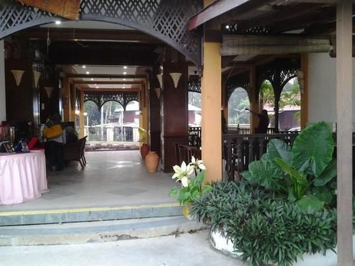 Green Village Pasir Salak Eco River Resort Kampung Gajah  Exterior photo